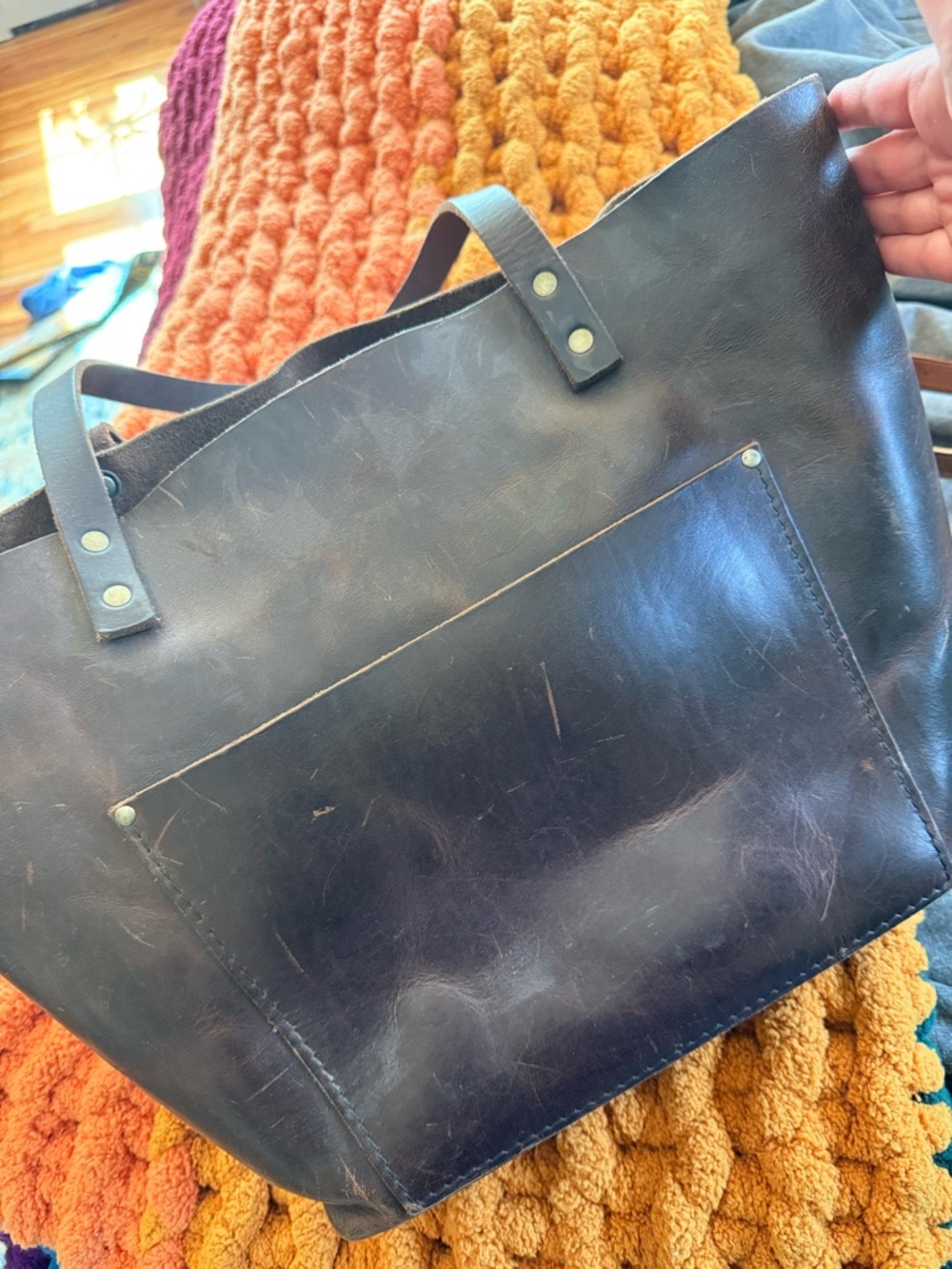Portland Brown Leather Shoulder Bag - Classic Dark Brown - Picture 4 of 4